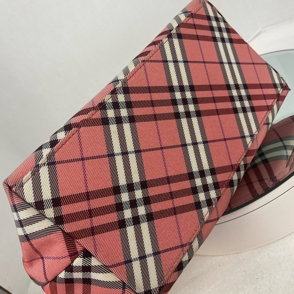 💞Burberry Pink Nova CheckShoulder Bag💞 - Picture 6 of 10